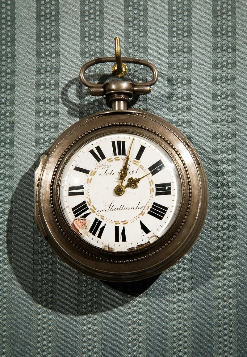 Tick, Tock, Trash: The Accidental Vintage Watch Goldmine Billionaires Keep Creating